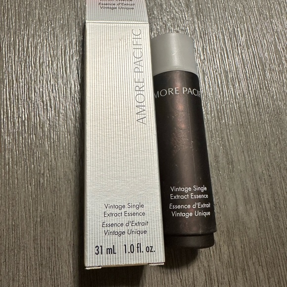 AMOREPACIFIC Vintage Single Extract Essence Green Tea Anti aging 1 fl.oz 31ml - Picture 1 of 3